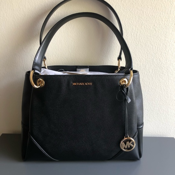 Michael Kors Black Leather Purse - Picture 2 of 13
